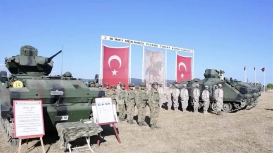 mehmetcikten katar askerlerine bilgi ve tecrube paylasimi hcayHkCj.webp
