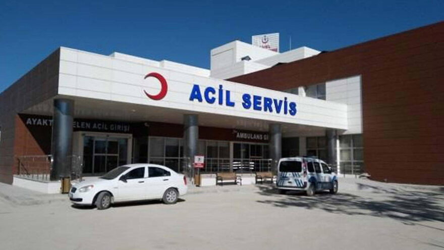 saman balyalarin altinda kalan ciftci hayatini kaybetti S8p7GXKs.jpg